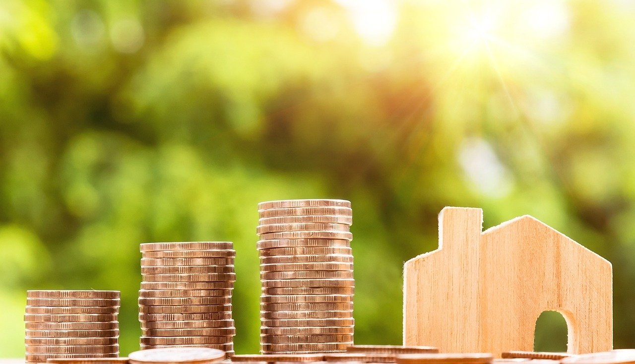 Florida property tax and household budgeting